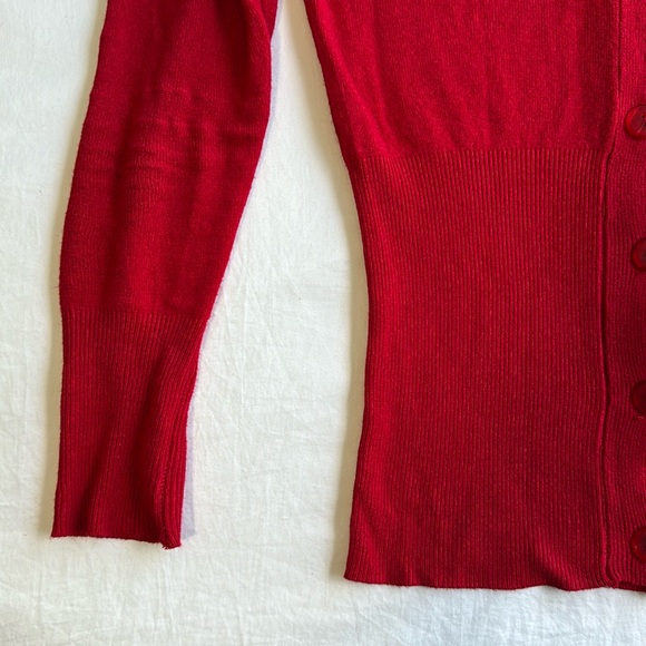 Mesh Shoulder Red Sweater - Picture 5 of 7